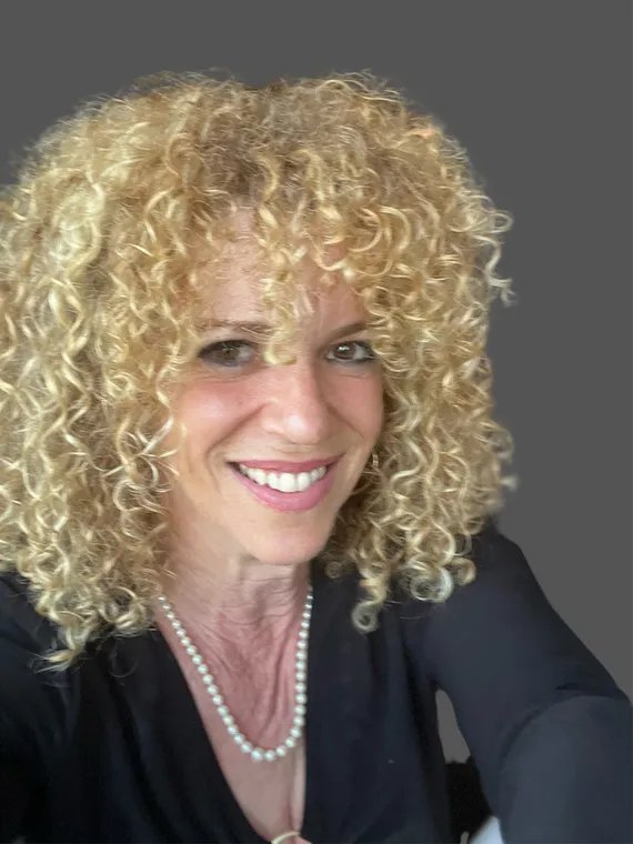 Barbara Vance — Global Real Estate Advisor